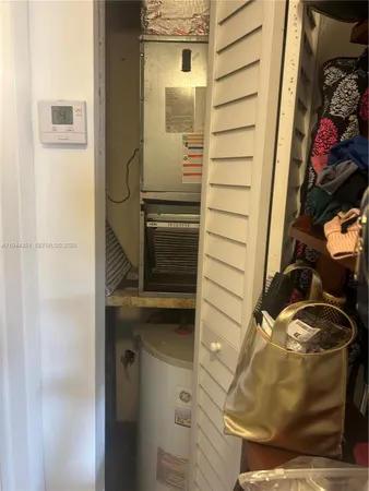 $1,650 | 6130 West 19th Avenue, Unit 210, Hialeah, FL 33012