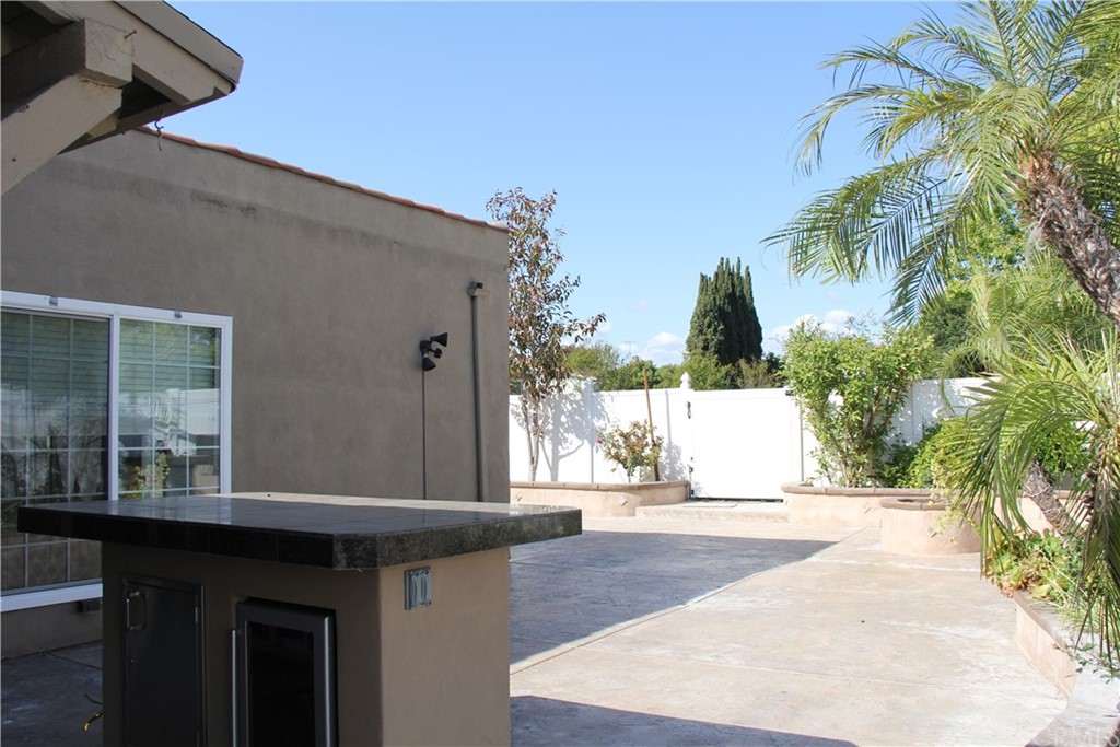 5321 Strasbourg Avenue Irvine, CA 92604 - Photo 24 of 28 a view of backyard with a swimming pool and outdoor space