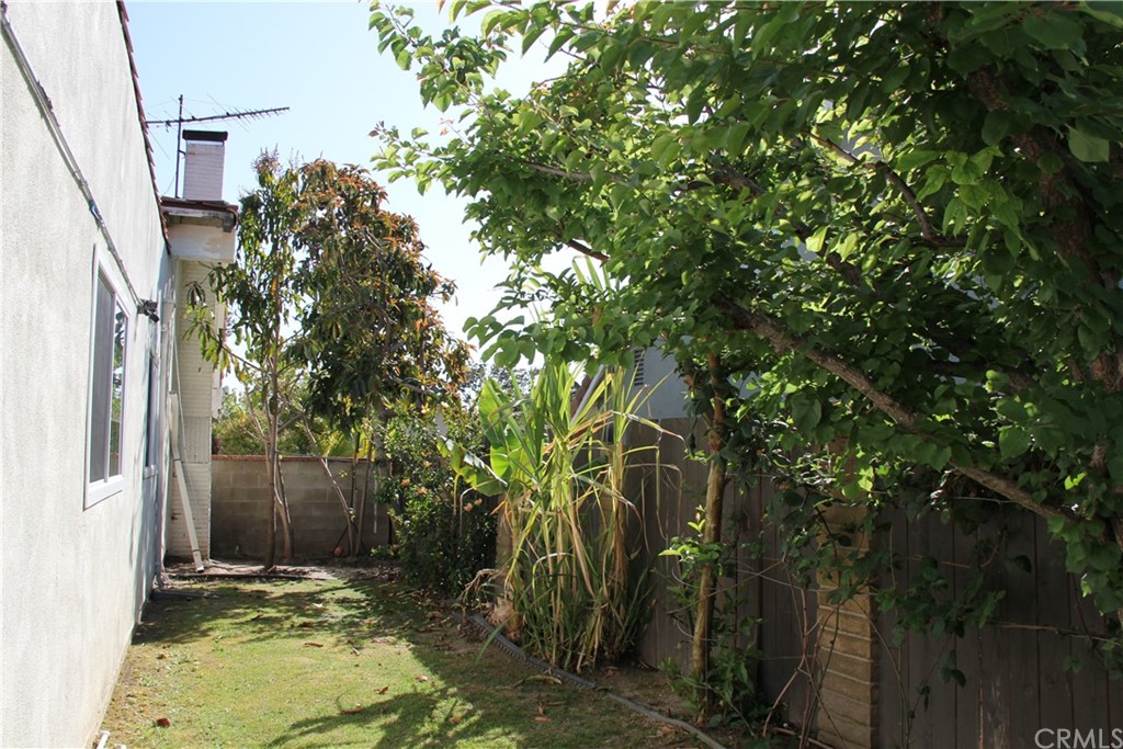5321 Strasbourg Avenue Irvine, CA 92604 - Photo 26 of 28 a view of backyard path with trees