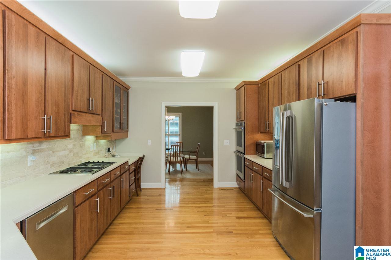 121 Weatherly Way Pelham, AL 35124 - Photo 13 of 48