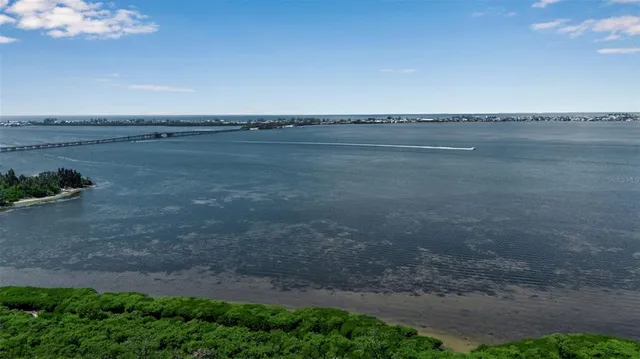 $1,199,000 | 321 Sapphire Lake Drive, Unit 202, Bradenton, FL 34209