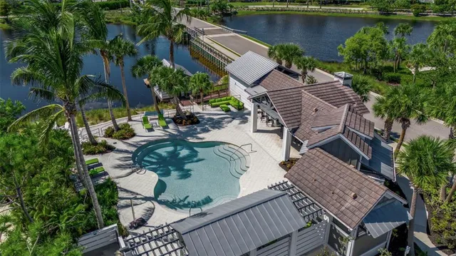 $1,199,000 | 321 Sapphire Lake Drive, Unit 202, Bradenton, FL 34209
