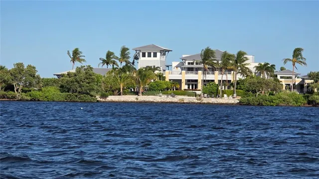 $1,199,000 | 321 Sapphire Lake Drive, Unit 202, Bradenton, FL 34209