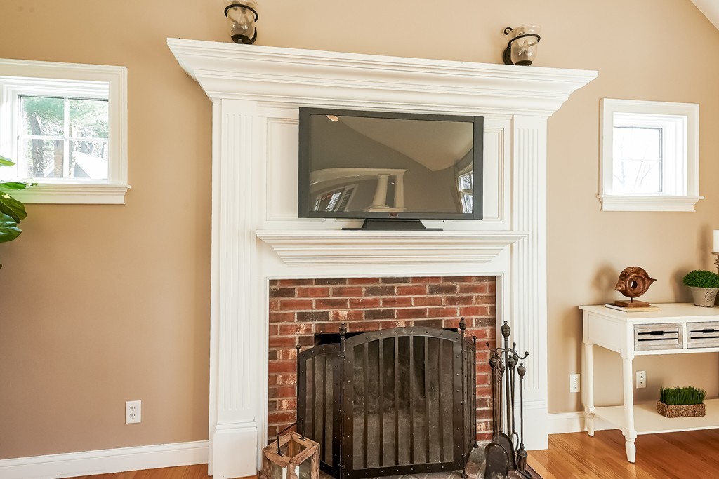 486 Spring Street Marshfield, MA 02050 - Photo 21 of 30 Gallery Image 21