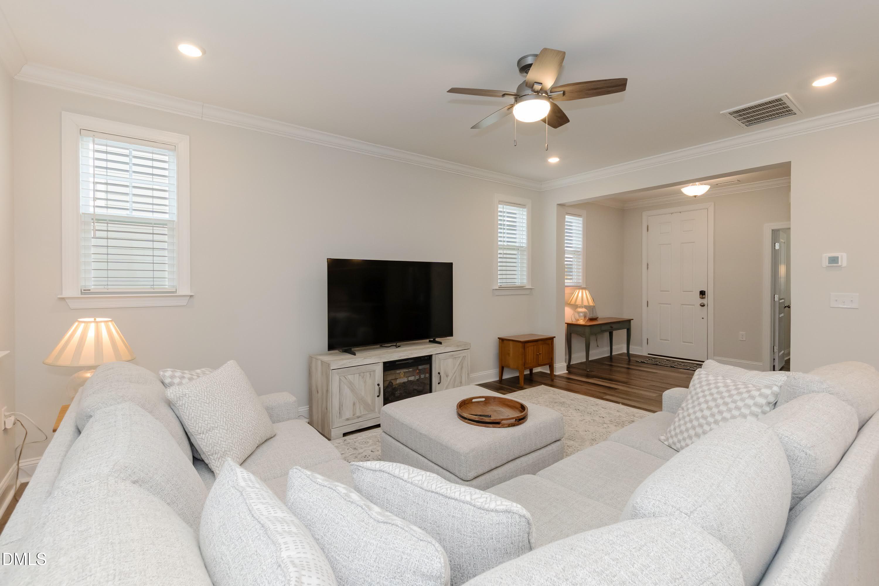 1985 Rosedale Rdg Avenue Wake Forest, NC 27587 - Photo 14 of 49 Living 01