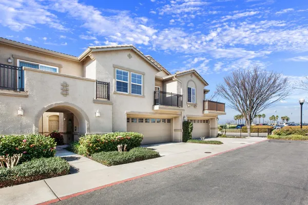 $350,000 | 3301 North Park Drive, Unit 411, Sacramento, CA 95835