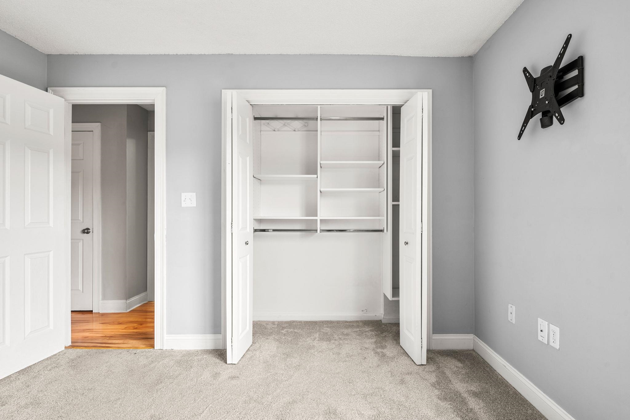 50 Brookside Drive, Unit J7 Exeter, NH 03833 - Photo 17 of 35