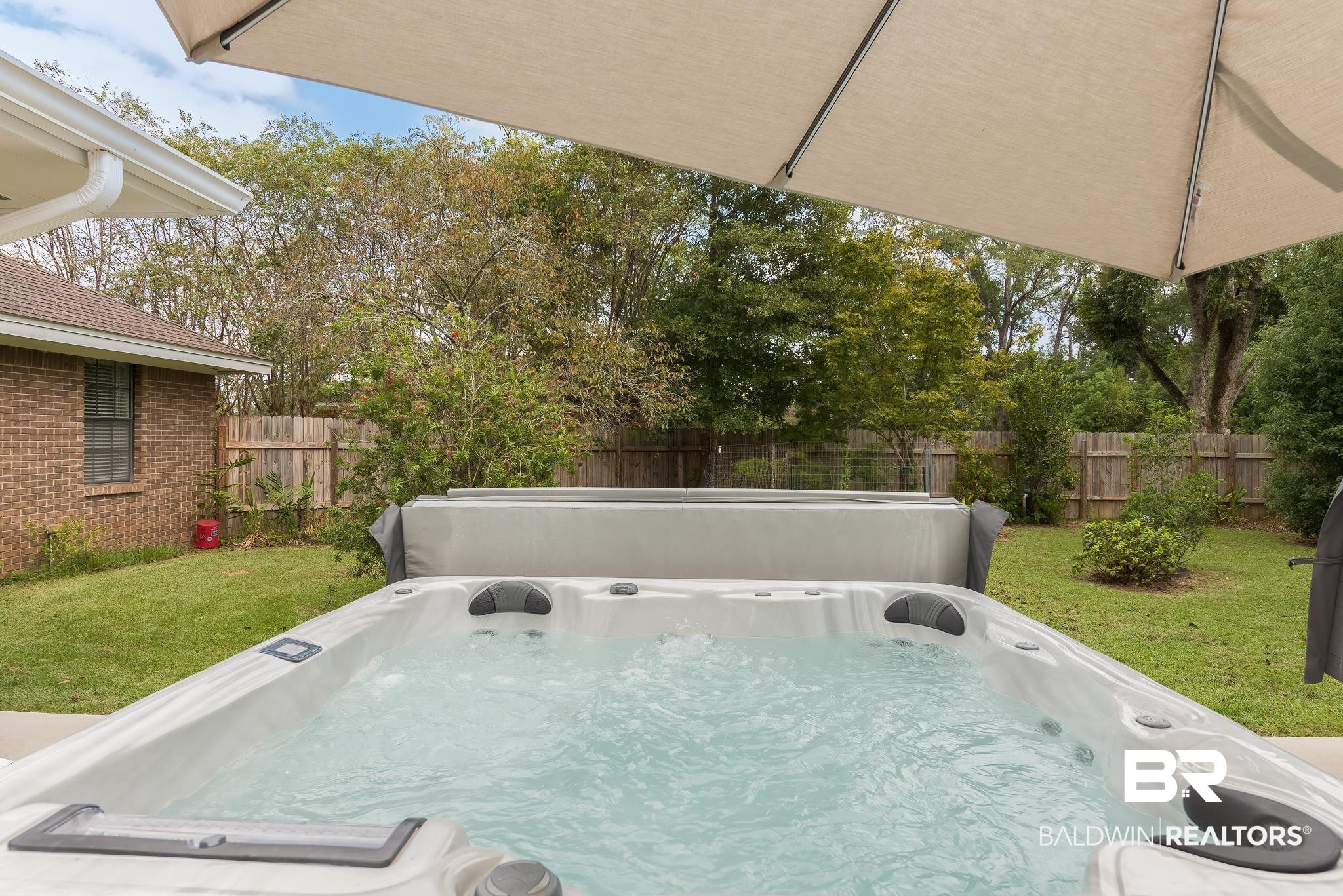 405 West Fern Avenue Foley, AL 36535 - Photo 27 of 42 Hot Tub and Adjustable Um