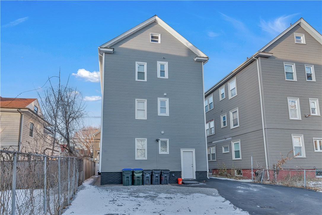 382 Orms Street Providence, RI 02908 - Photo 14 of 15
