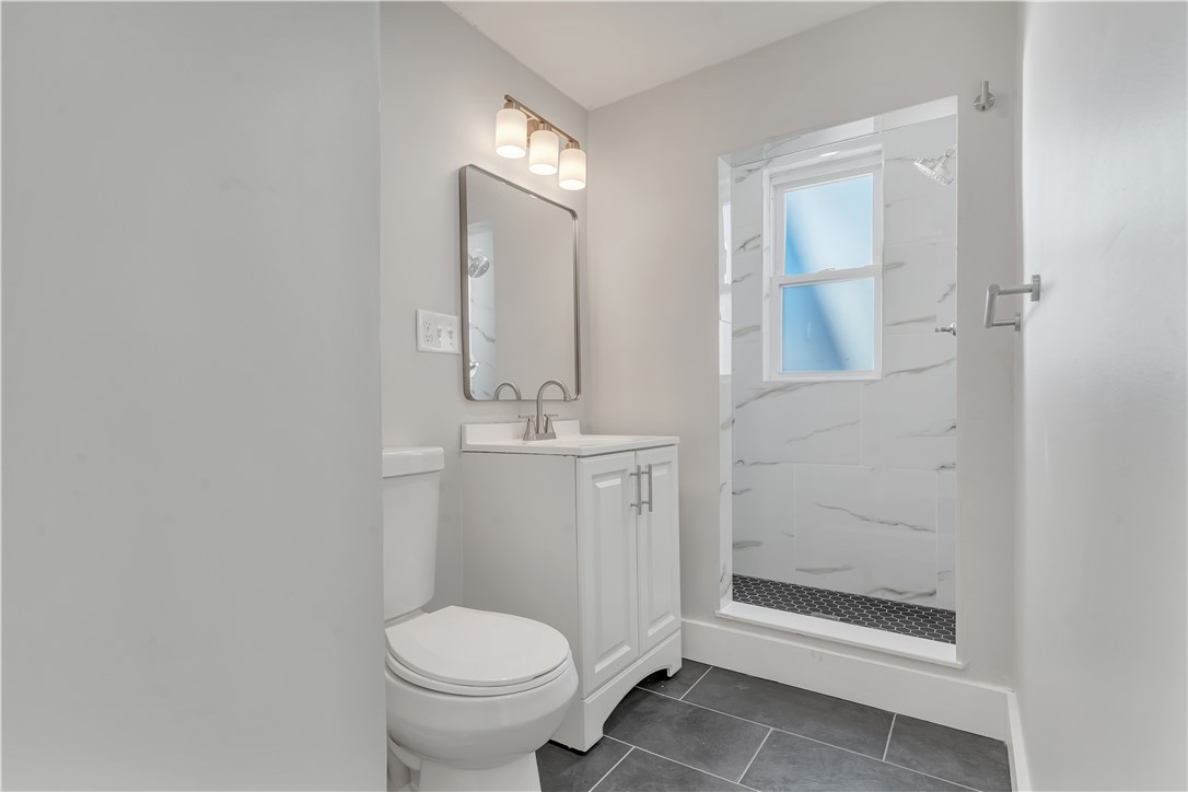 382 Orms Street Providence, RI 02908 - Photo 6 of 15