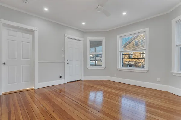 $2,300 | 382 Orms Street, Providence, RI 02908