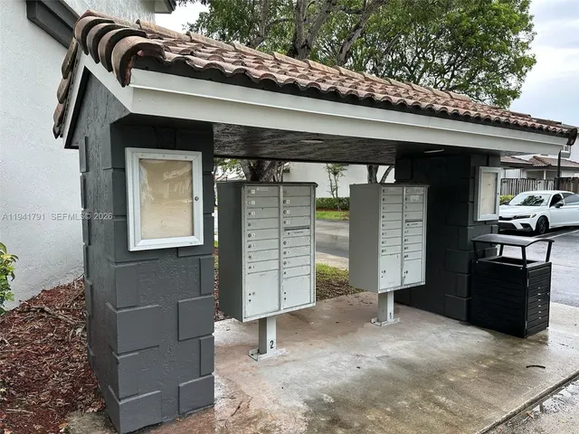 a view of an front door and bedroom