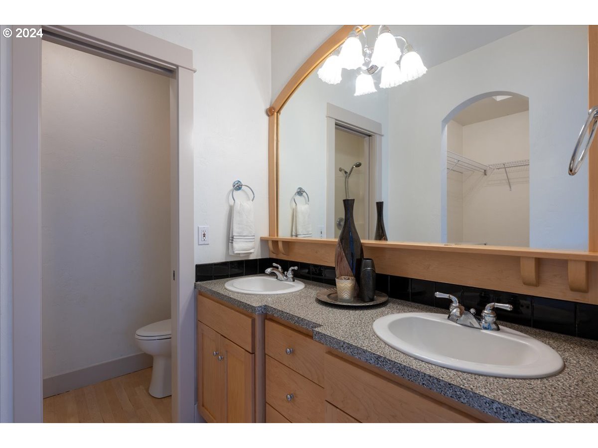 1316 Brickley Road Eugene, OR 97401 - Photo 11 of 25 Gallery Image 11