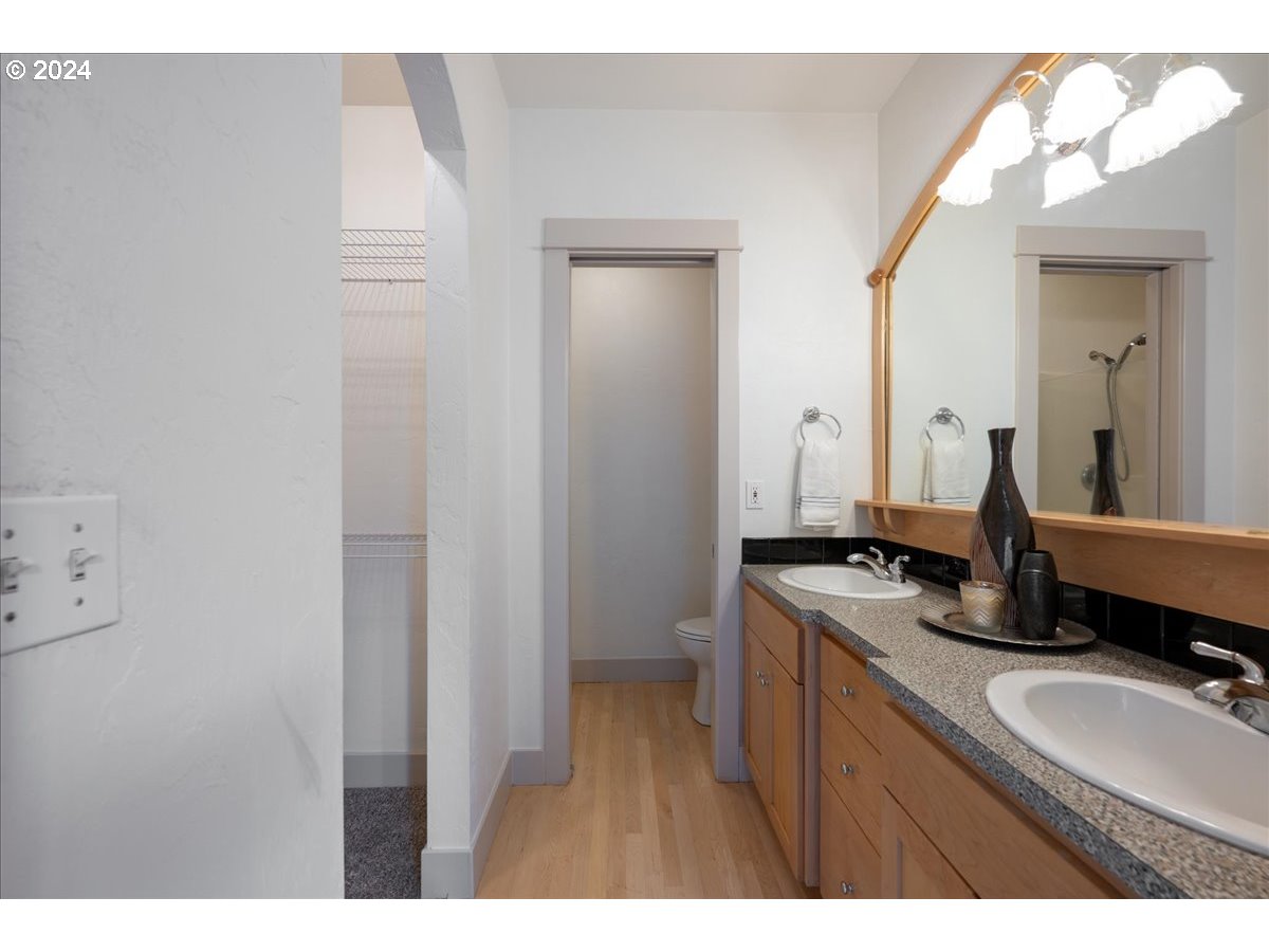 1316 Brickley Road Eugene, OR 97401 - Photo 12 of 25 Gallery Image 12