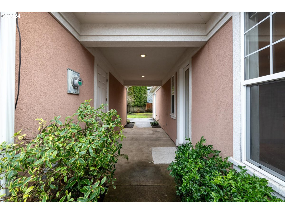 1316 Brickley Road Eugene, OR 97401 - Photo 22 of 25 Gallery Image 22