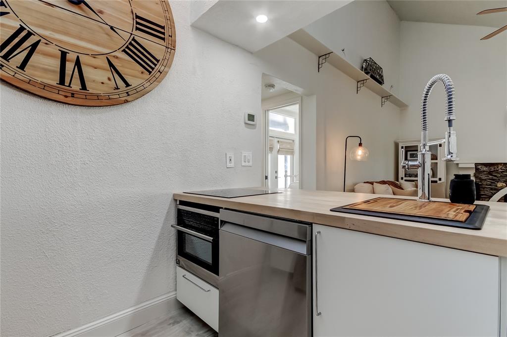12625 Shell Point Drive Hudson, FL 34667 - Photo 15 of 46