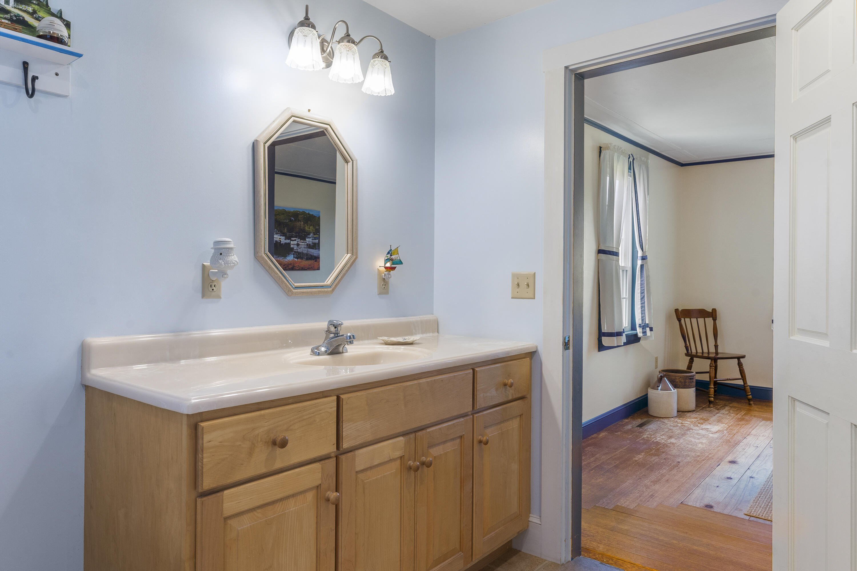 2828 Bristol Road New Harbor, ME 04554 - Photo 17 of 35 2828 Bristol Rd, New Harbor, ME-26