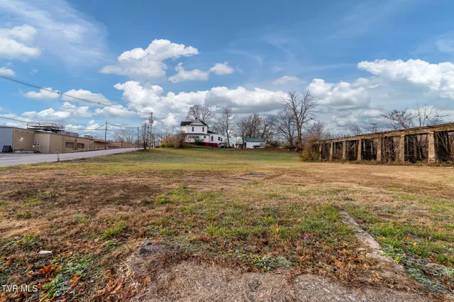 $149,900 | 206 South Cutler Street, Greeneville, TN 37743