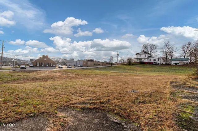 $149,900 | 206 South Cutler Street, Greeneville, TN 37743