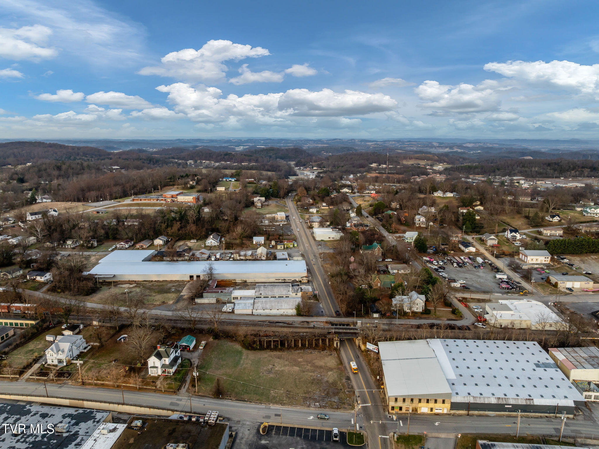 206 South Cutler Street Greeneville, TN 37743 - Photo 2 of 20 DJI_0830