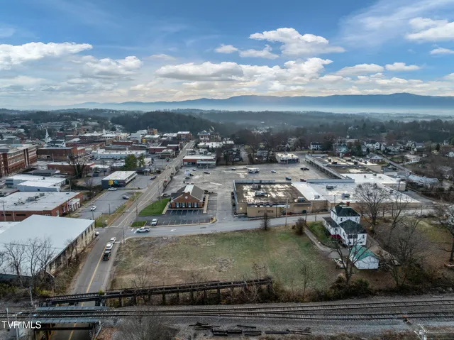 $149,900 | 206 South Cutler Street, Greeneville, TN 37743