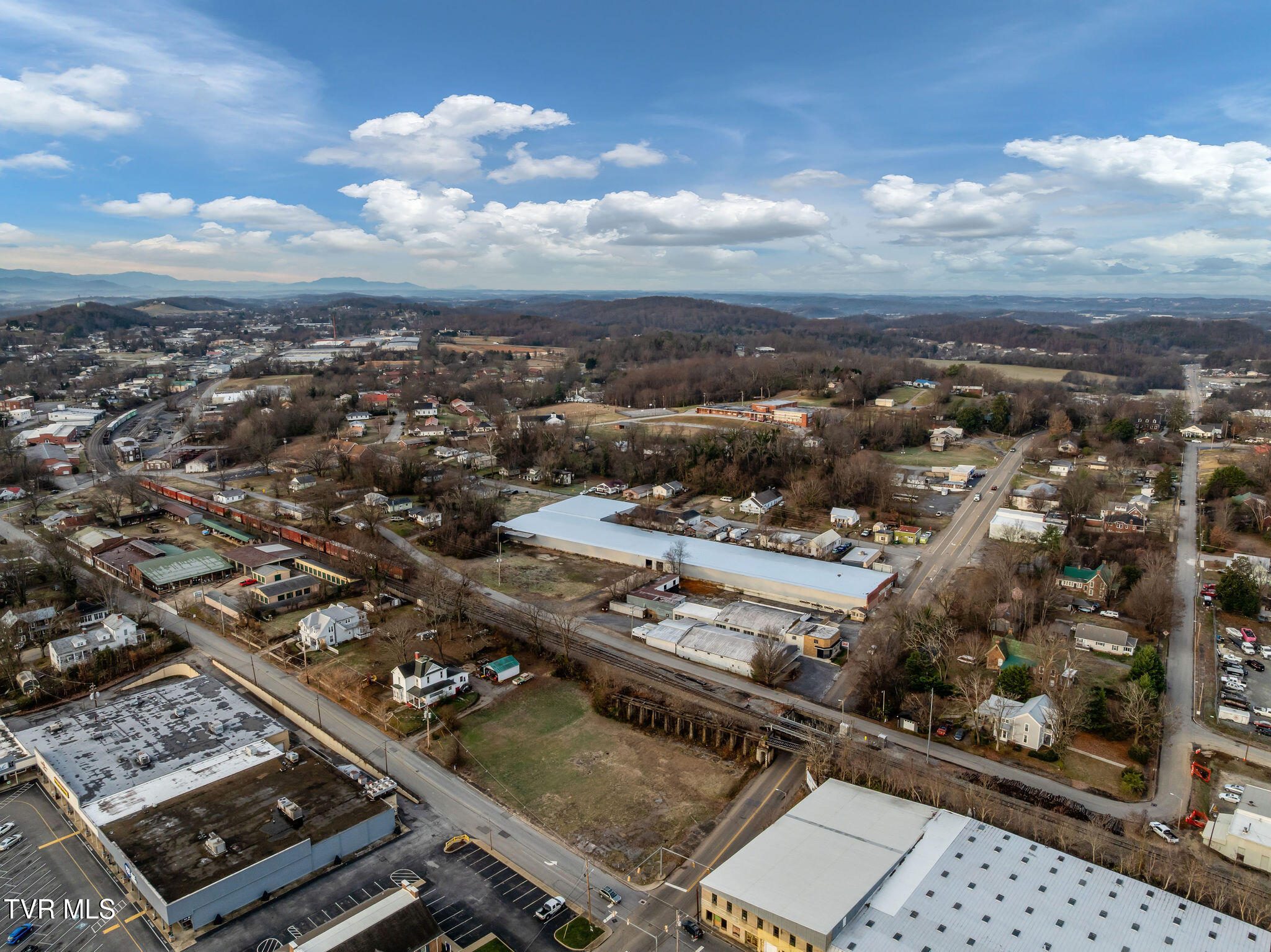 206 South Cutler Street Greeneville, TN 37743 - Photo 8 of 20 DJI_0835