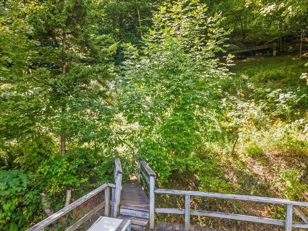 459 Pleasant Valley Road Underhill, VT 05489 - Photo 11 of 48