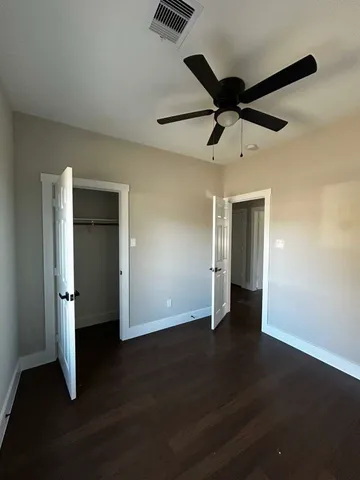 $235,900 | 704 Avenue I, Conroe, TX 77301