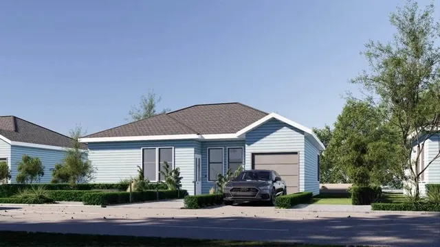 $235,900 | 704 Avenue I, Conroe, TX 77301