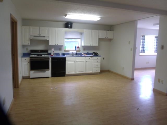 9201 East Kyle Road Pierceton, IN 46562 - Photo 4 of 23 Gallery Image 4