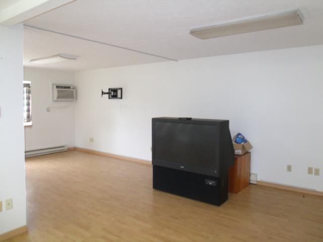 9201 East Kyle Road Pierceton, IN 46562 - Photo 5 of 23 Gallery Image 5