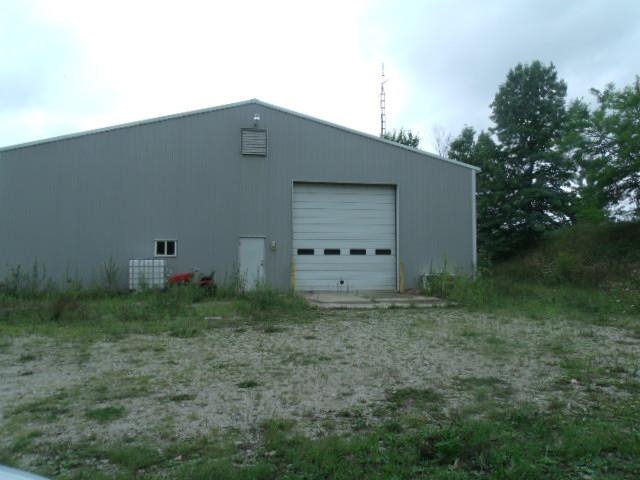 9201 East Kyle Road Pierceton, IN 46562 - Photo 6 of 23 Gallery Image 6