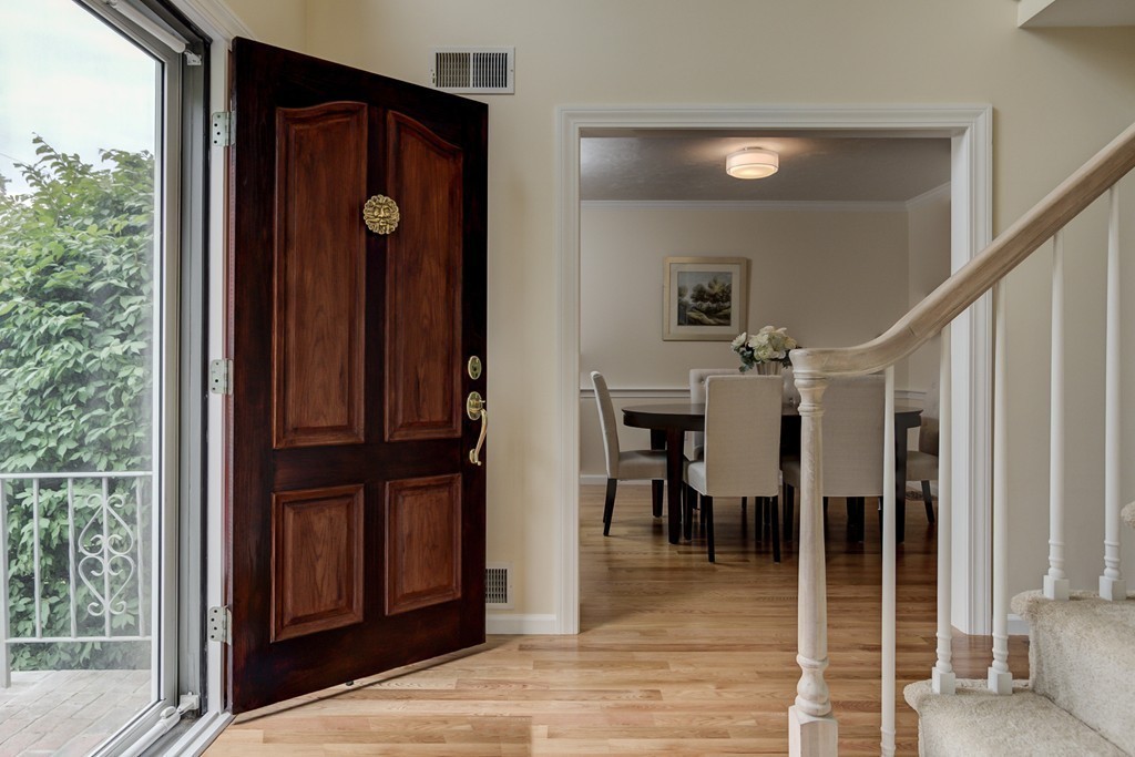 37 Edgewood Road Southborough, MA 01772 - Photo 17 of 29