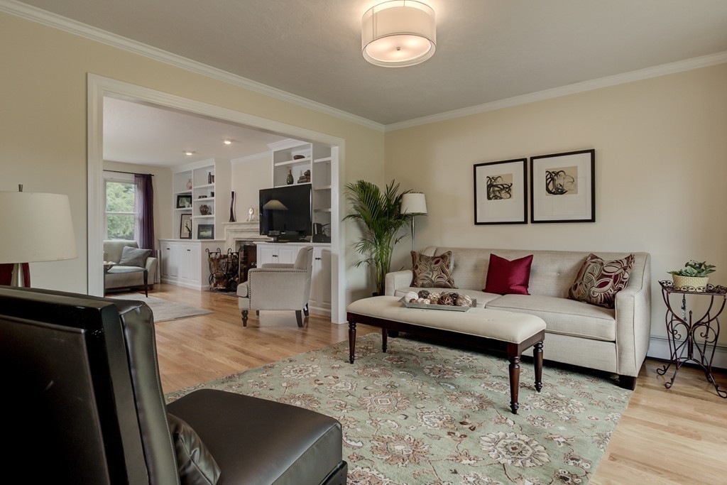 37 Edgewood Road Southborough, MA 01772 - Photo 3 of 29 a living room with furniture and wooden floor