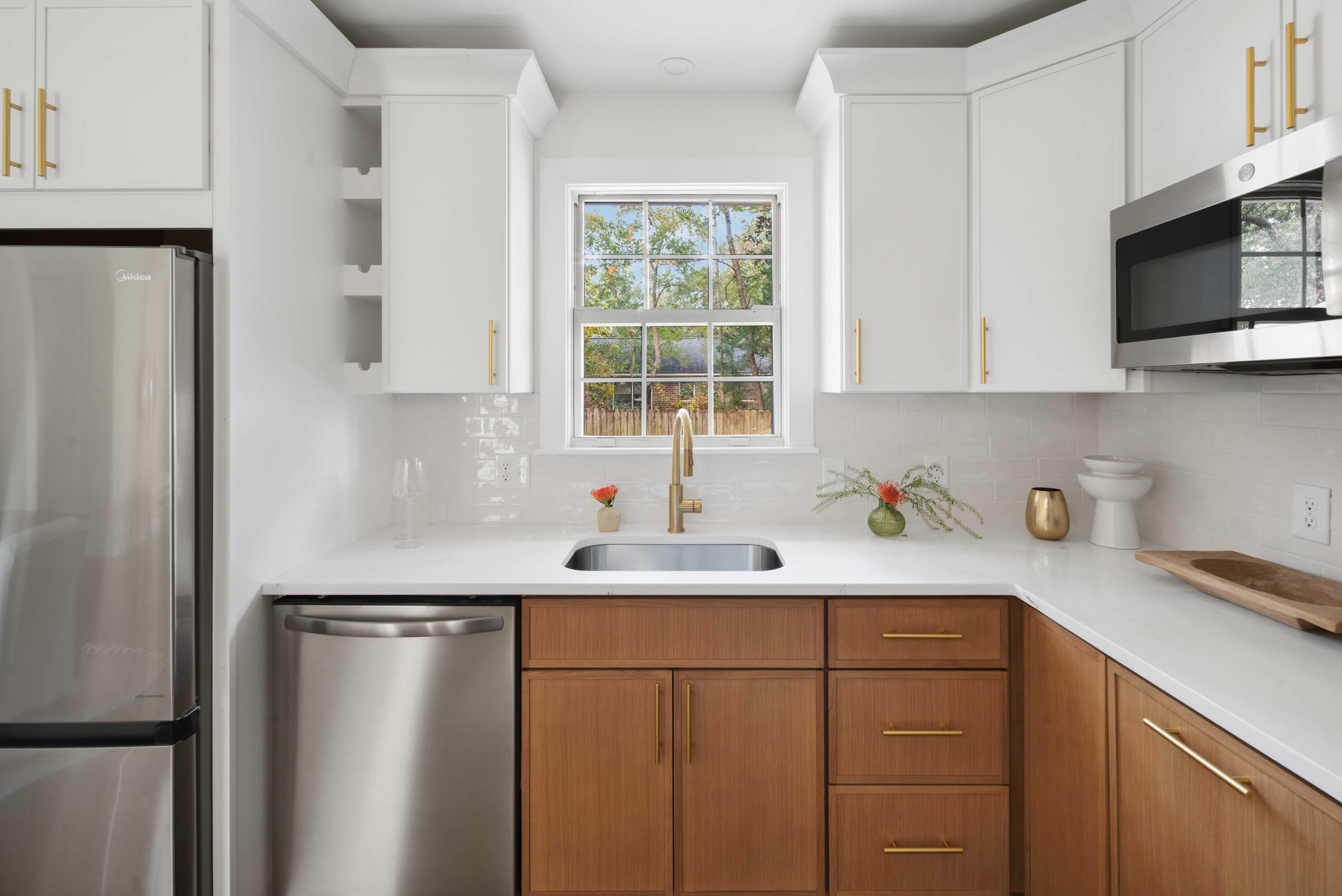 1322 Hampshire Road Charleston, SC 29412 - Photo 14 of 34 DSC00924