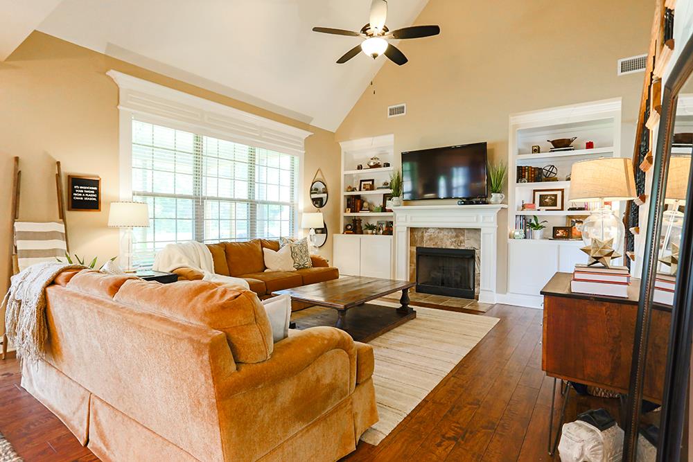 1235 Rimrock Road Smyrna, TN 37167 - Photo 8 of 28 Built in bookshelves add the perfect touch for all of your favorite things