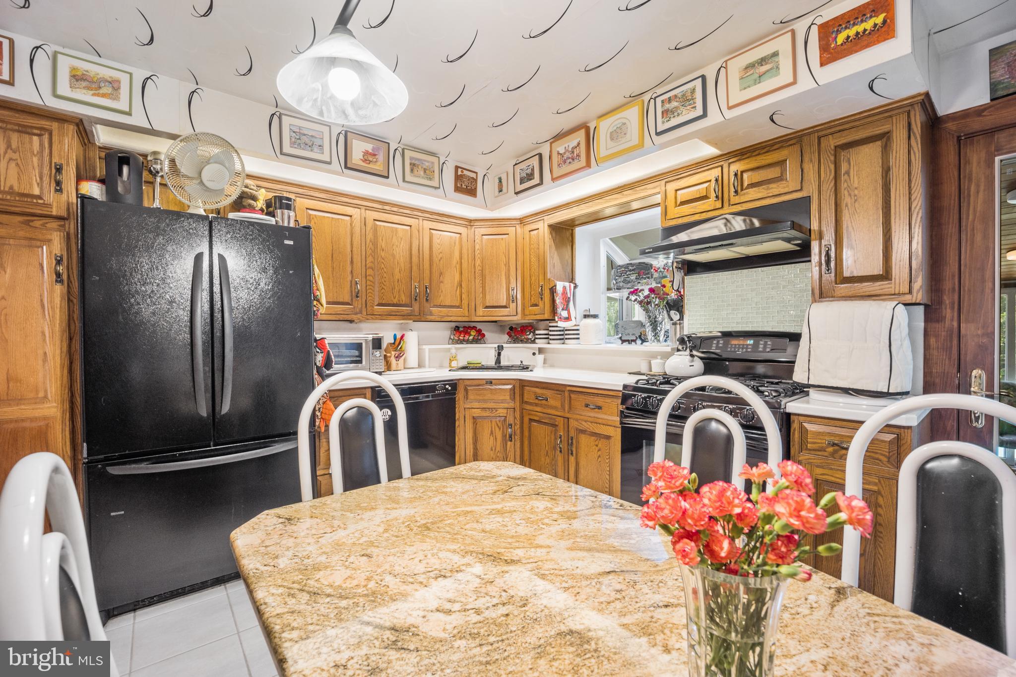 469 Moreland Road Huntingdon Valley, PA 19006 - Photo 14 of 55