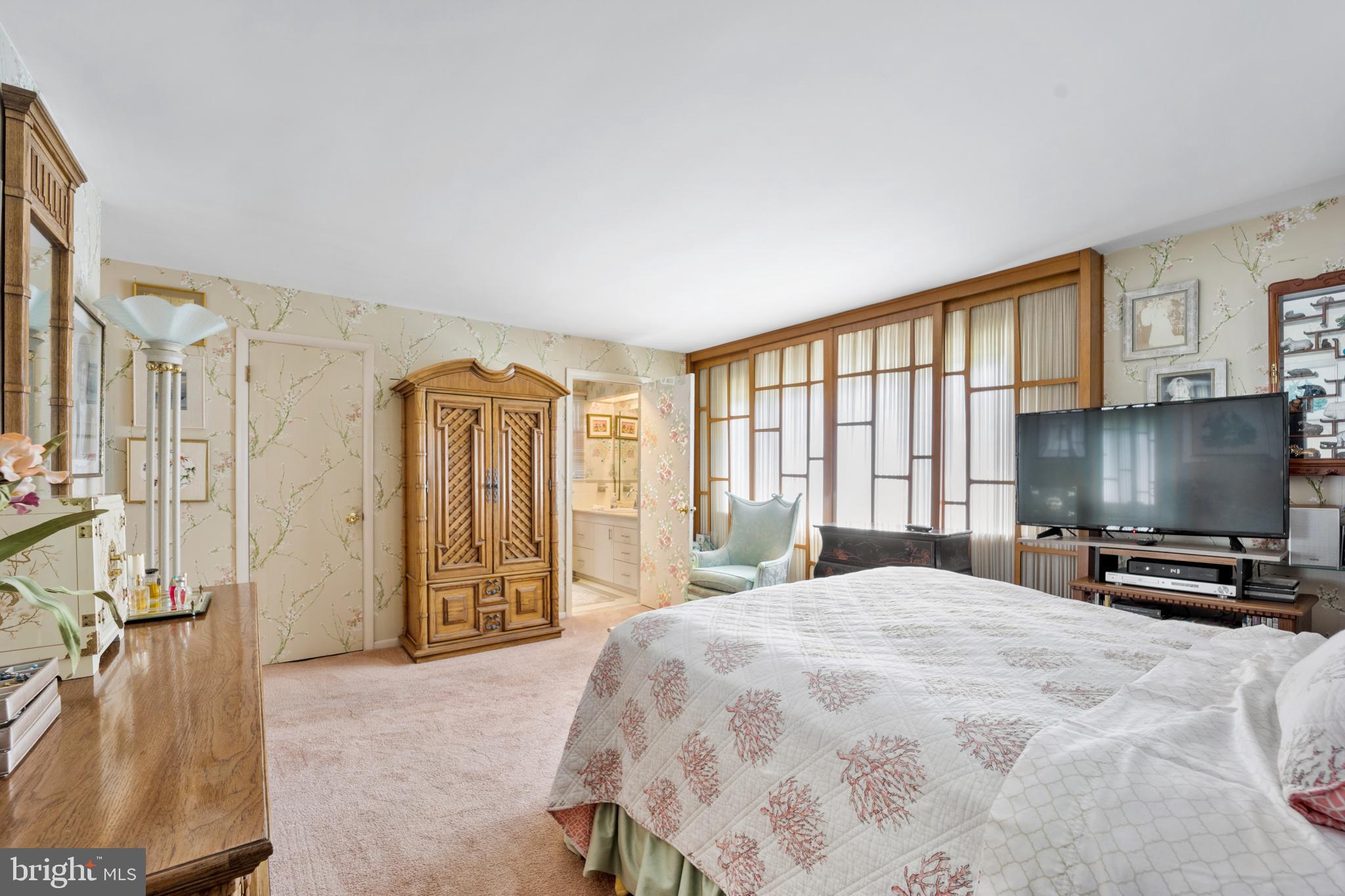 469 Moreland Road Huntingdon Valley, PA 19006 - Photo 17 of 55
