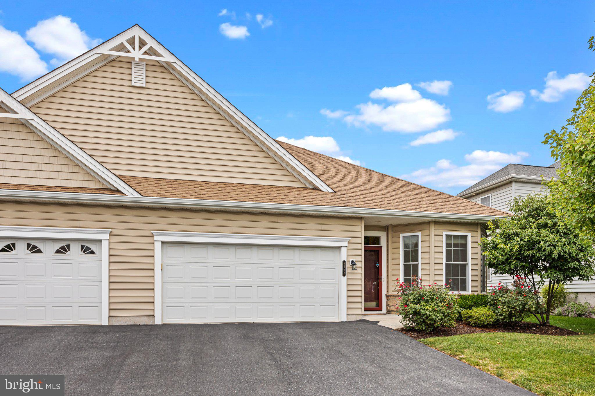 6917 Constitution Drive Bethlehem, PA 18017 - Photo 3 of 28 Gallery Image 3