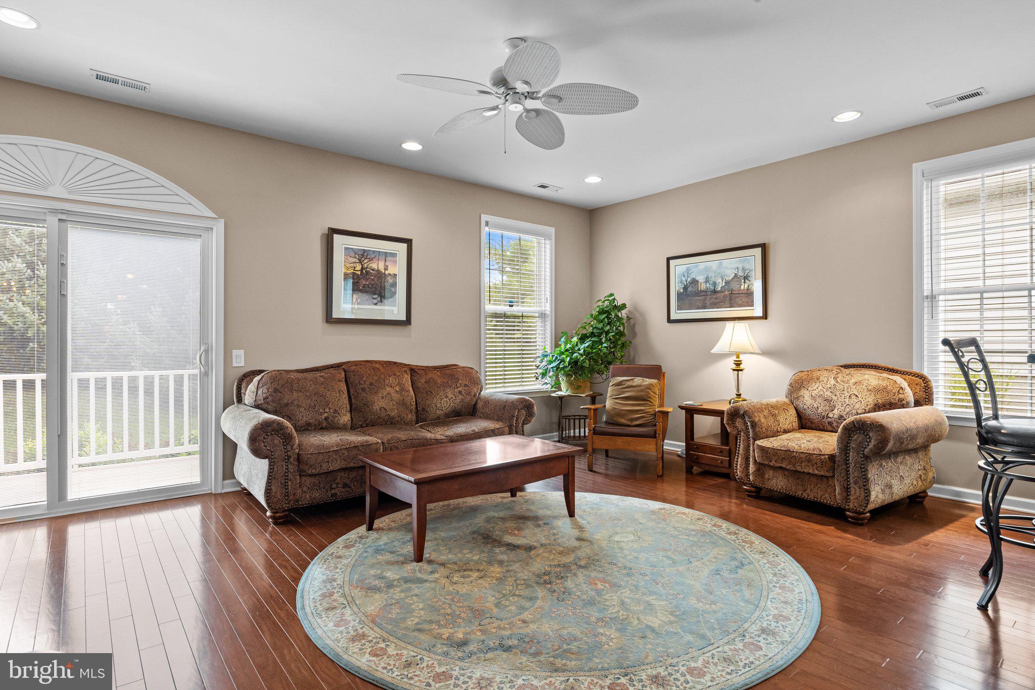 6917 Constitution Drive Bethlehem, PA 18017 - Photo 10 of 28 Gallery Image 10