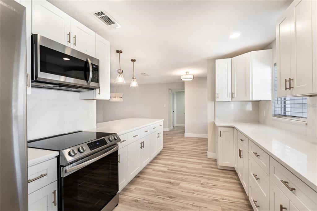 418 Gilbert Road Winter Park, FL 32792 - Photo 4 of 26