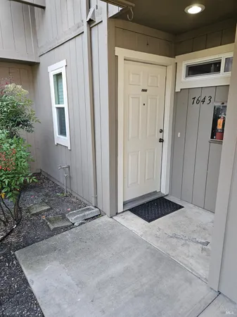 $285,000 | 7643 Camino Colegio, Rohnert Park, CA 94928