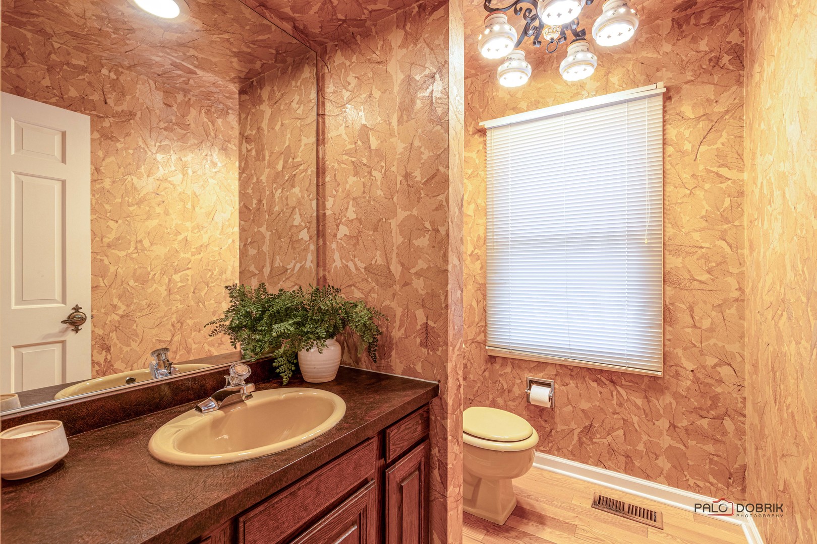 1943 Greenview Road Northbrook, IL 60062 - Photo 14 of 34