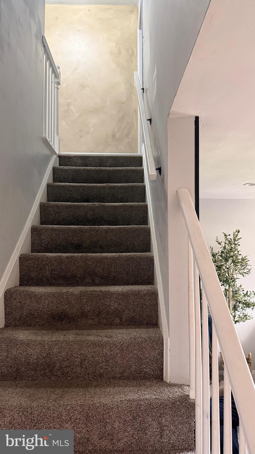 702 South Woodington Road Baltimore, MD 21229 - Photo 14 of 31