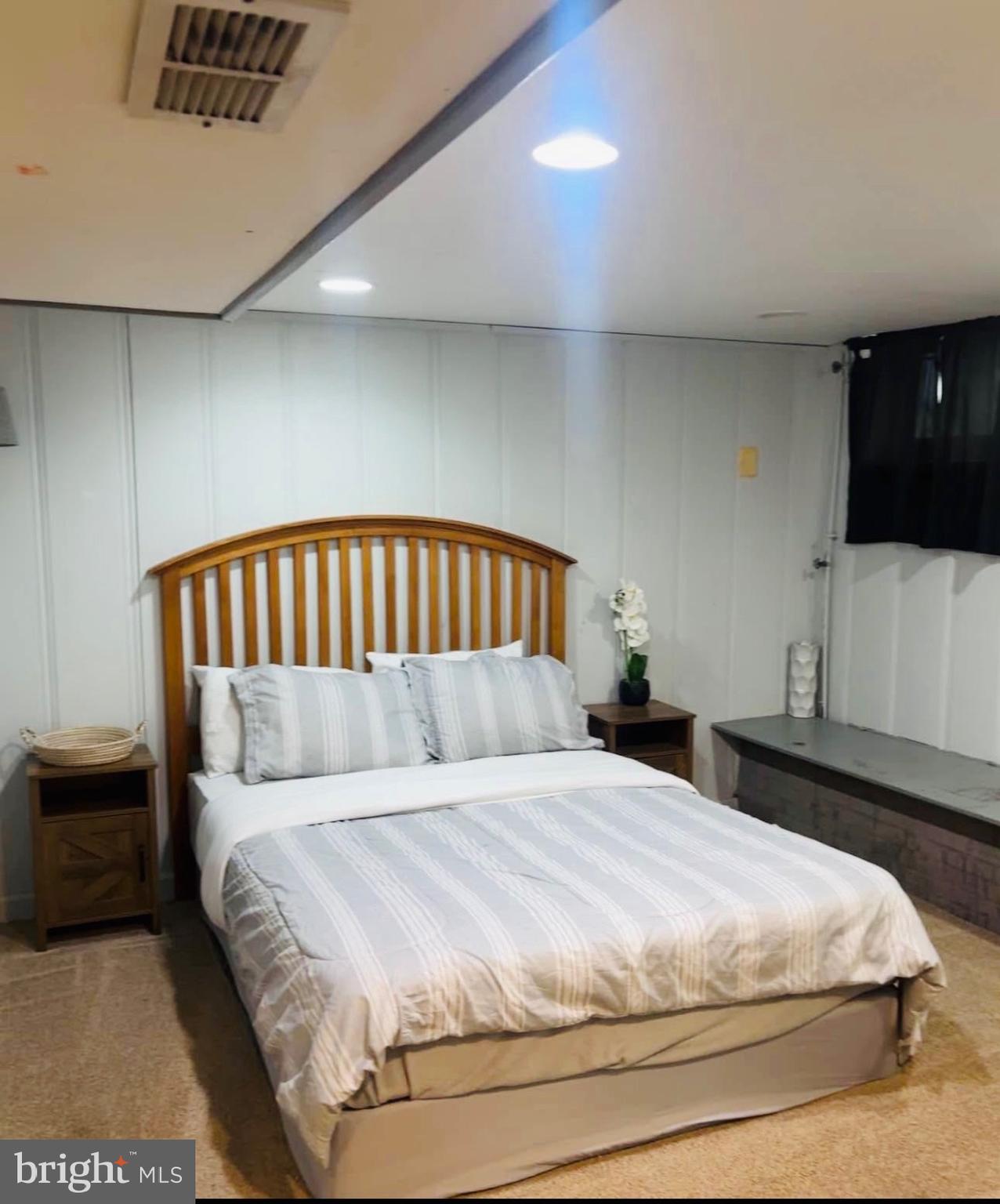 702 South Woodington Road Baltimore, MD 21229 - Photo 23 of 31