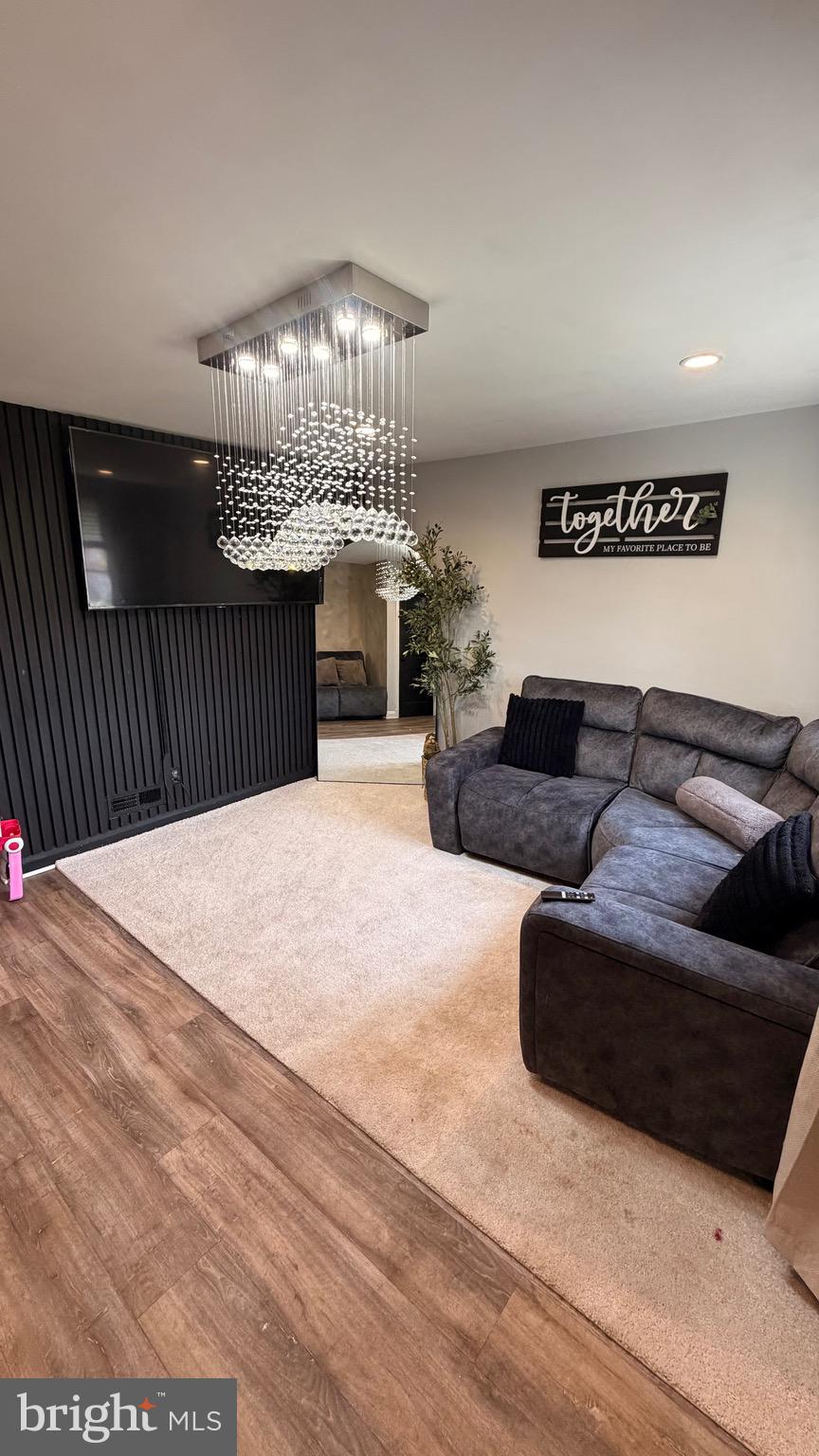 702 South Woodington Road Baltimore, MD 21229 - Photo 3 of 31