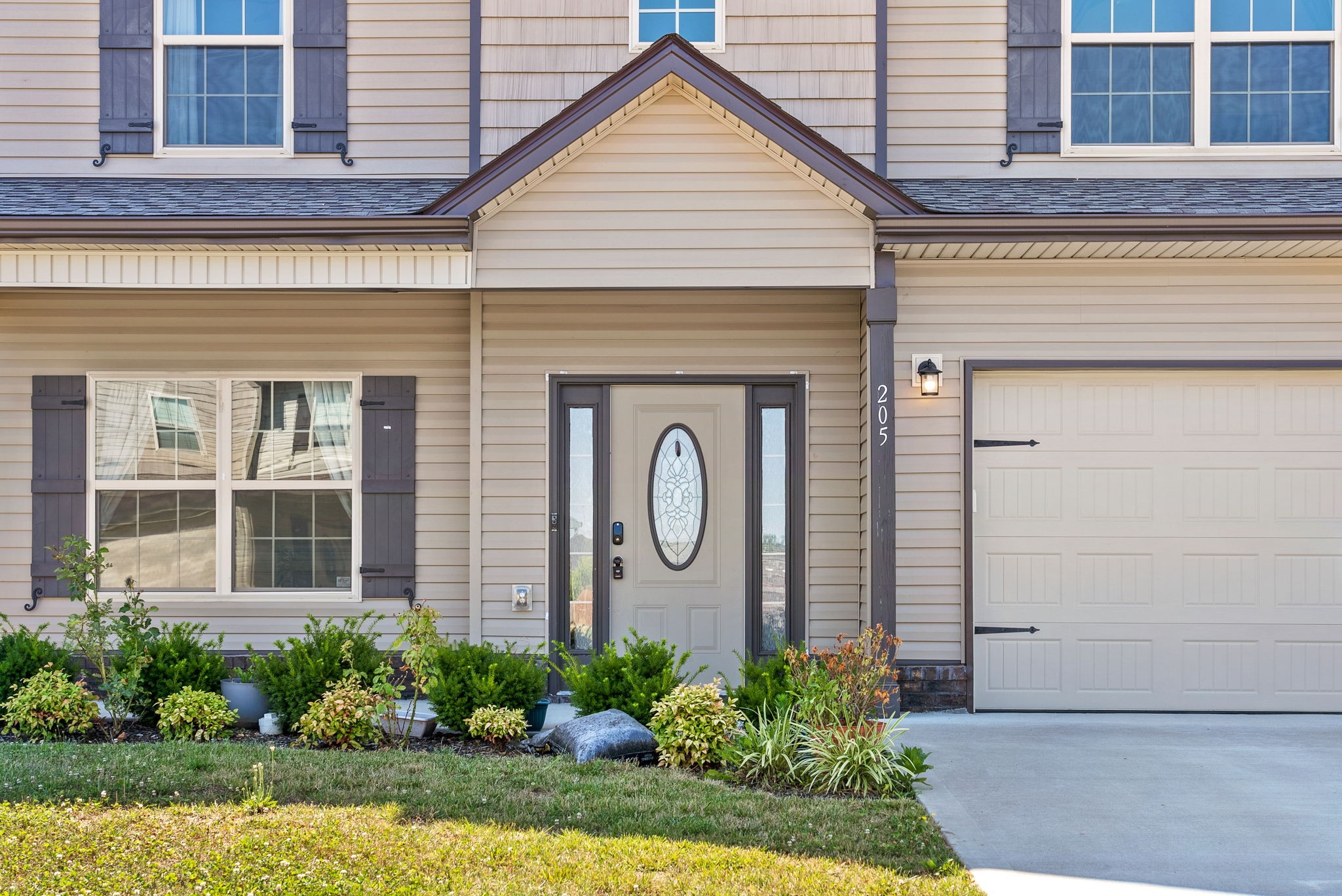 205 Elwell Road Clarksville, TN 37042 - Photo 4 of 35