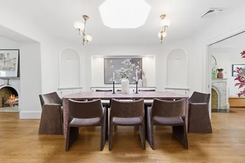 $3,200,000 | 131 Mt Vernon Street, Unit 2, Boston, MA 02108