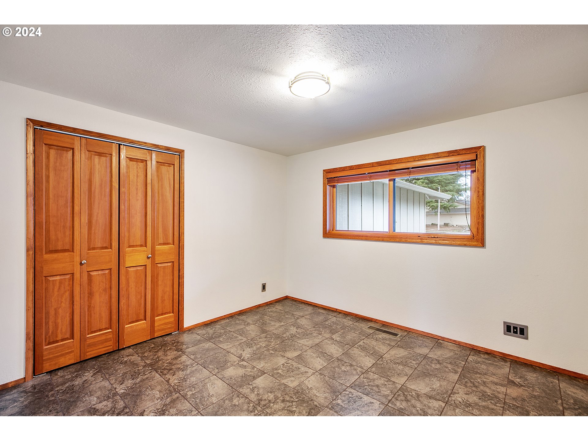 6850 Southwest Molalla Bend Road Wilsonville, OR 97070 - Photo 26 of 47 Bedroom