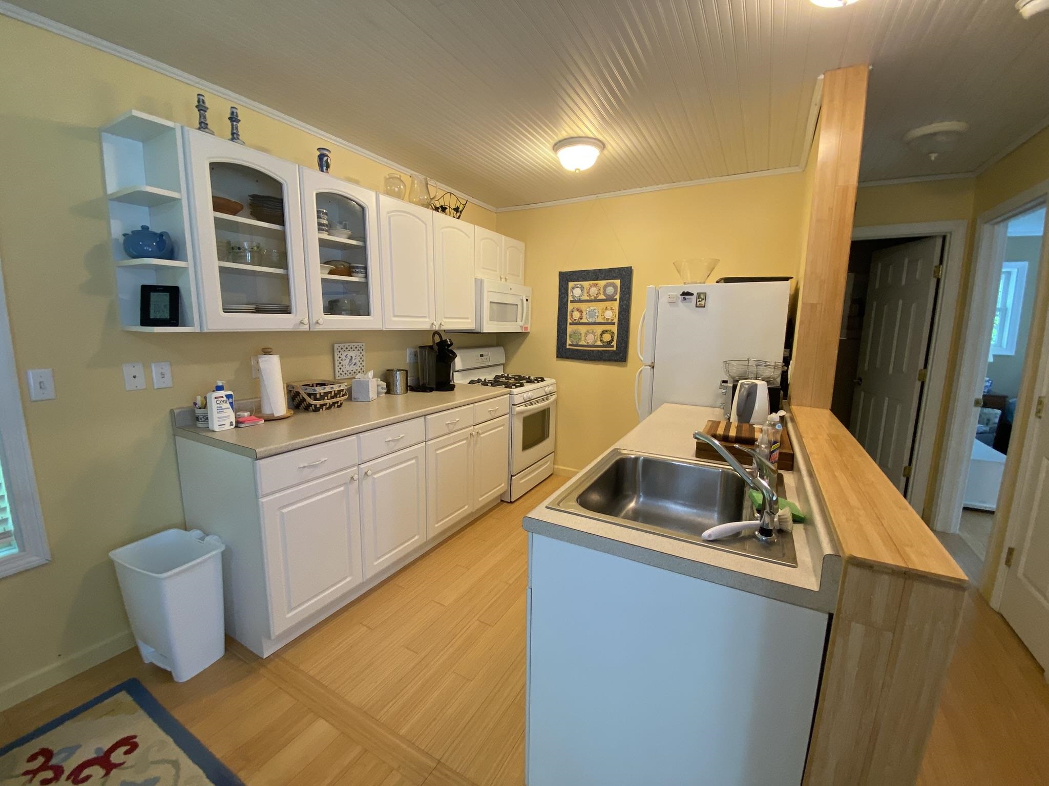 156 Mountain View Road Wilmington, VT 05363 - Photo 12 of 39